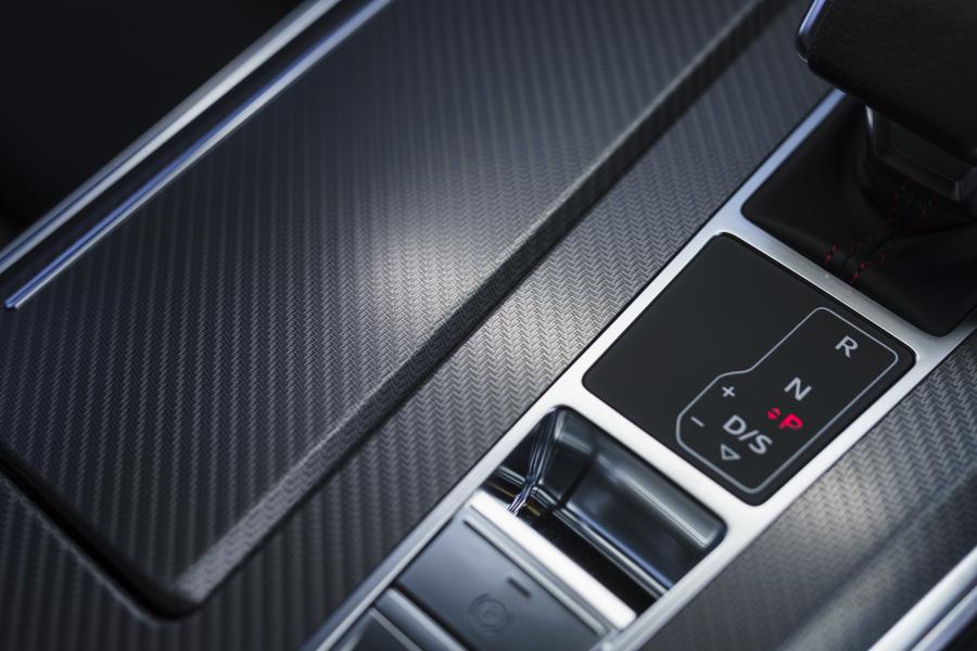Детали интерьера Audi RS7 Sportback 2020 года  (UK) (фото 82 из 118)